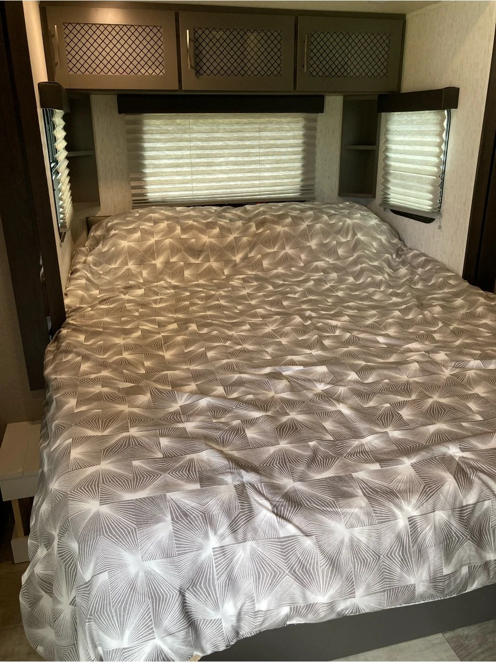 RV/Camper Queen Comforter